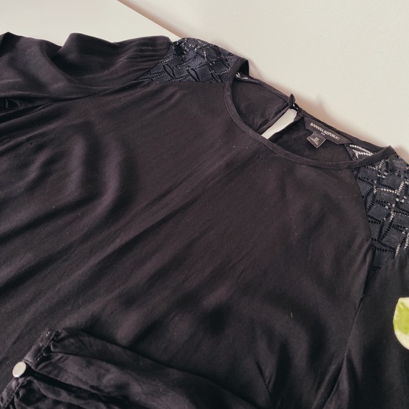 BANANA REPUBLIC Black Long Sleeve Lace Shoulder Blouse - Picture 5 of 5